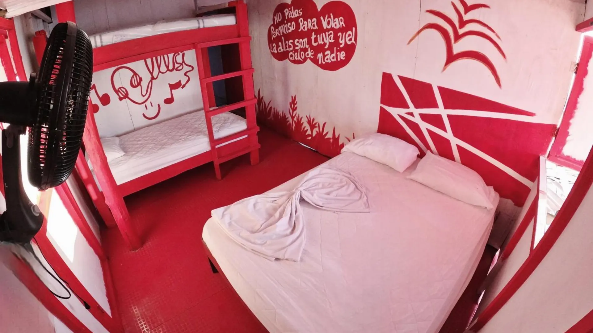 Bunker Peruano Hotel Cartagena 0*,  Colombia